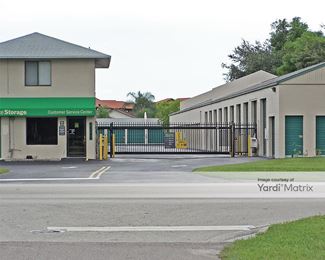 Photo 2 of Extra Space Storage - 16590 San Carlos Blvd, Fort Myers, FL