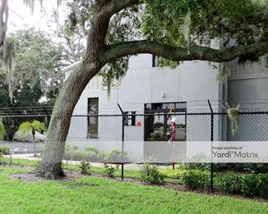 Storage Units for Rent available at 1746 10th Way, Sarasota, FL 34236