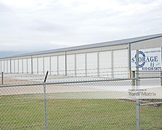 Photo 2 of North Kearney Storage - 1120 North Jefferson, Kearney, MO