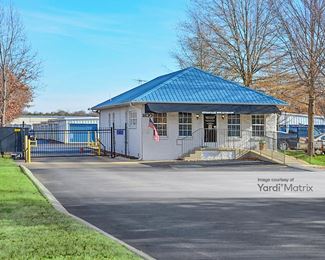 Photo 1 of Advantage Mini Storage - 1830 Memorial Blvd, Murfreesboro, TN