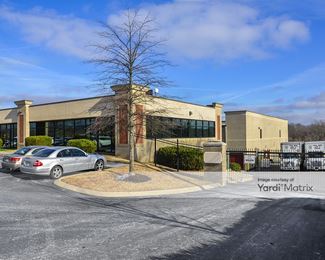 Photo 4 of StorPlace Self Storage - 1006 Flagpole Court, Brentwood, TN