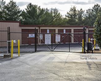 Photo 2 of StorPlace Self Storage - 102 Westwind Court, Franklin, TN