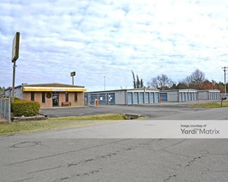 Photo 4 of E-Z Storage - 1119 Courier Place, Smyrna, TN