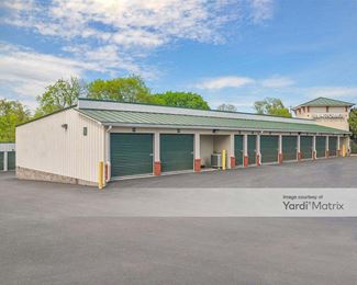 Photo 3 of iStorage - 4060B Andrew Jackson Pkwy, Hermitage, TN
