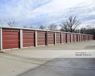 Photo 5 of Stuff It Inn Storage - 2886 Highway 100, Fairview, TN