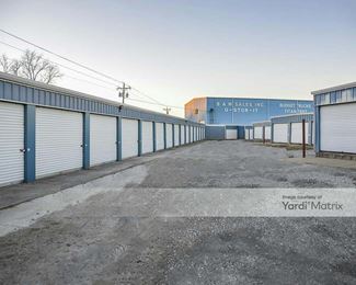 Photo 2 of U-Store-It - 7975 Central Pike, Mt. Juliet, TN