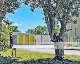 Photo 2 of Storage Rentals of America - 28239 South Tamiami Trail, Bonita Springs, FL