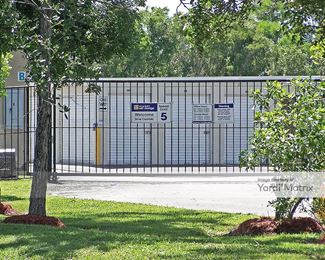 Photo 5 of Storage Rentals of America - 28239 South Tamiami Trail, Bonita Springs, FL