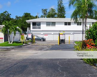 Photo 2 of iStorage - 335 South Beneva Road, Sarasota, FL