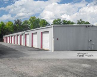 Photo 3 of 24/7 Store It - 5111 Doug Taylor Circle, Saint James City, FL