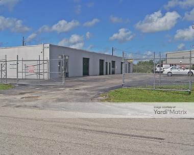Storage Units for Rent available at 3422 Palm Avenue, Fort Myers, FL 33901