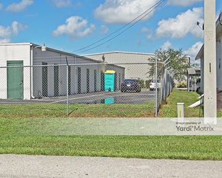 Photo 4 of 10 Federal Storage - 3422 Palm Avenue, Fort Myers, FL