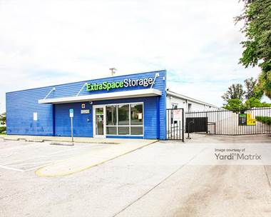 Storage Units for Rent available at 5717 14th Street West, Bradenton, FL 34207
