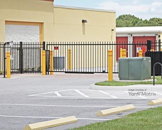 Photo 4 of Extra Space Storage - 997 Center Road, Venice, FL