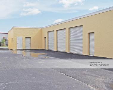 Storage Units for Rent available at 927 SE 9th Terrace, Cape Coral, FL 33990