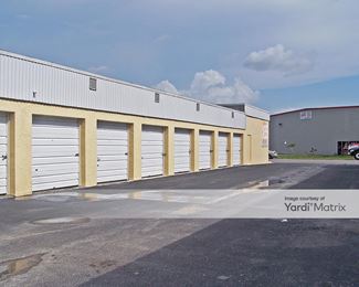 Photo 5 of X-S STORAGE - 927 SE 9th Terrace, Cape Coral, FL