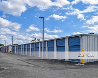 Photo 1 of iStorage - 14150 North Cleveland Avenue, North Fort Myers, FL