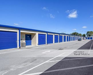 Photo 4 of Midgard Self Storage - 10810 Internet Place, Bradenton, FL