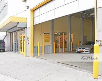 Photo 2 of Safeguard Self Storage - 1648 East New York Avenue, Brooklyn, NY