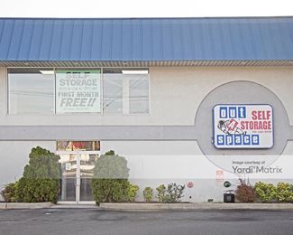 Photo 3 of Out-A Space Self Storage - 206 East Merrick Road, Valley Stream, NY