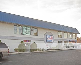 Photo 4 of Out-A Space Self Storage - 206 East Merrick Road, Valley Stream, NY