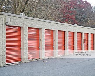 Photo 4 of Public Storage - 72 Southern Blvd, Nesconset, NY