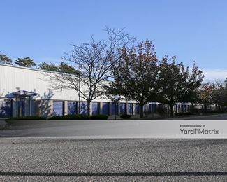 Photo 4 of iStorage - 709 Church Street, Bayport, NY