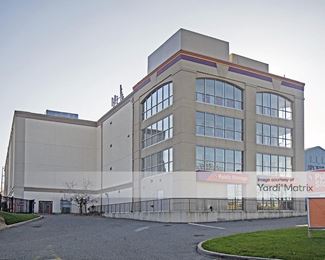 Photo 4 of Public Storage - 18 West Jericho Turnpike, Syosset, NY