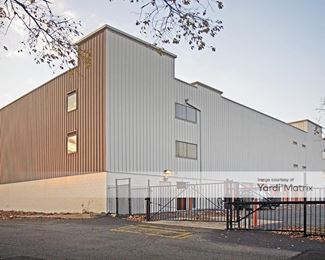Photo 3 of Public Storage - 4040 Hempstead Turnpike, Bethpage, NY
