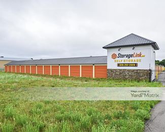 Photo 2 of Storage Link - 2867 Roosevelt Road, St Cloud, MN