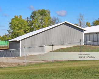 Photo 2 of Storage Rentals of America - 9754 Highway 55 NW, Annandale, MN