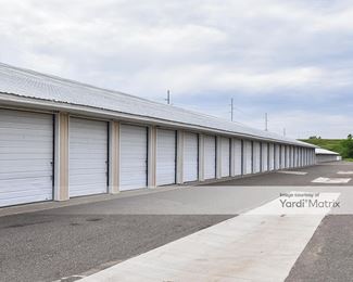 Photo 4 of Hallberg-s Mini Storage - 682 Lake Street North, Forest Lake, MN