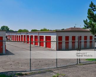 Photo 2 of Public Storage - 1090 South Birch Lake Blvd, Vadnais Heights, MN