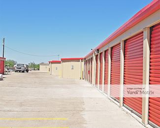 Photo 5 of Move It Self Storage - 7802 West Expressway 83, Harlingen, TX