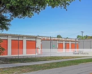 Photo 3 of Public Storage - 851 Knights Road, Hollywood, FL