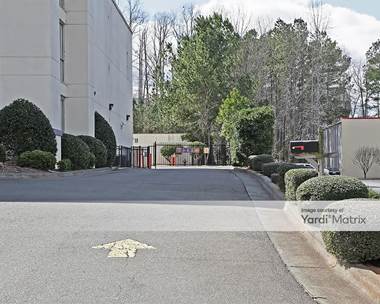 Storage Units for Rent available at 6921 Glenwood Avenue, Raleigh, NC 27612