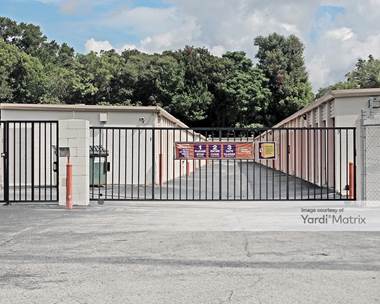 Storage Units for Rent available at 6333 Arlington Expwy, Jacksonville, FL 32211