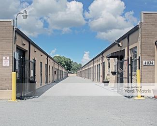 Photo 2 of Armadillo Mini Storage - 4034 University Blvd South, Jacksonville, FL