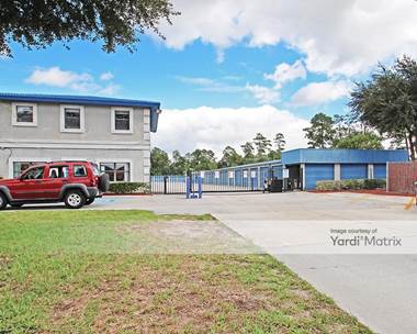 Storage Units for Rent available at 13951 Beach Blvd, Jacksonville, FL 32224