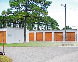 Photo 2 of First Coast Moving-Storage - 3428 Cessna Lane, Fernandina Beach, FL