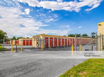 Photo 3 of Storage Rentals of America - 996 Blanding Blvd, Orange Park, FL