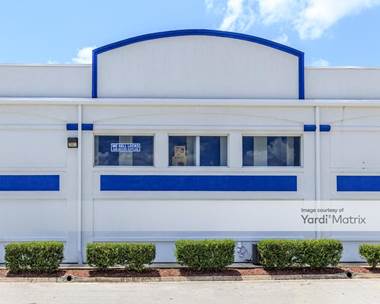 Storage Units for Rent available at 5285 Shad Road, Jacksonville, FL 32257