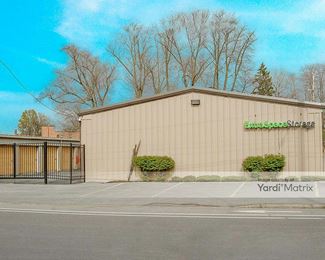 Photo 5 of Extra Space Storage - 430 Spencer Street, Syracuse, NY