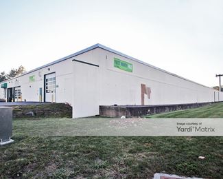 Photo 2 of Extra Space Storage - 501 Schuyler Avenue, Lyndhurst, NJ