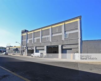 Photo 3 of Storage King USA - 838 Main Avenue, Passaic, NJ