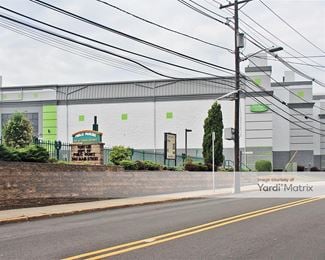 Photo 1 of Extra Space Storage - 550 Main Street, Fort Lee, NJ