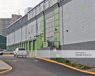 Photo 2 of Extra Space Storage - 550 Main Street, Fort Lee, NJ