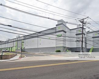 Photo 4 of Extra Space Storage - 550 Main Street, Fort Lee, NJ