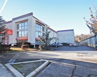 Photo 1 of Public Storage - 1080 Goffle Road, Hawthorne, NJ
