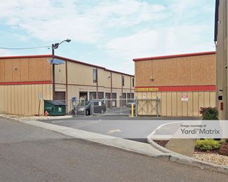 Photo 2 of Clifton Route 46 Self Storage - 678 Route 46 West, Clifton, NJ